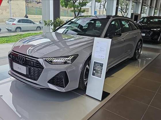 AUDI RS6 4.0 V8 TFSI MHEV AVANT PERFORMANCE TIPTRONIC